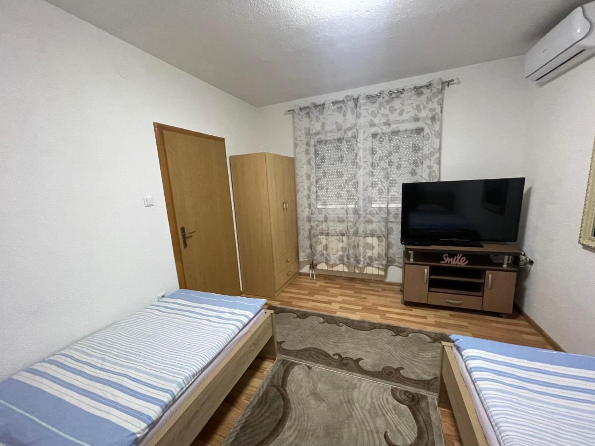 Apartmani Brod Zenica Exterior foto